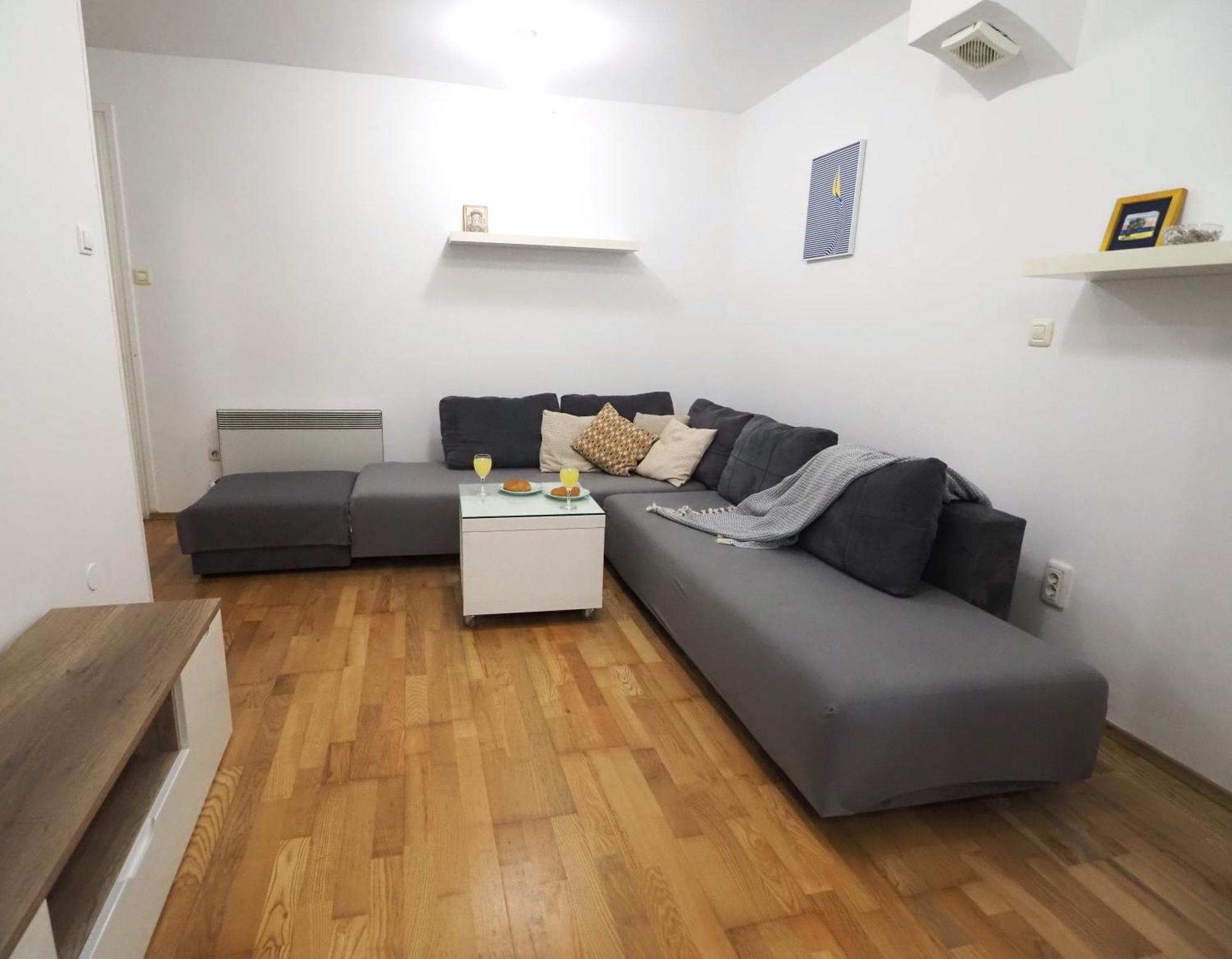 Apartment With Garden In บาร์บารีกา ภายนอก รูปภาพ
