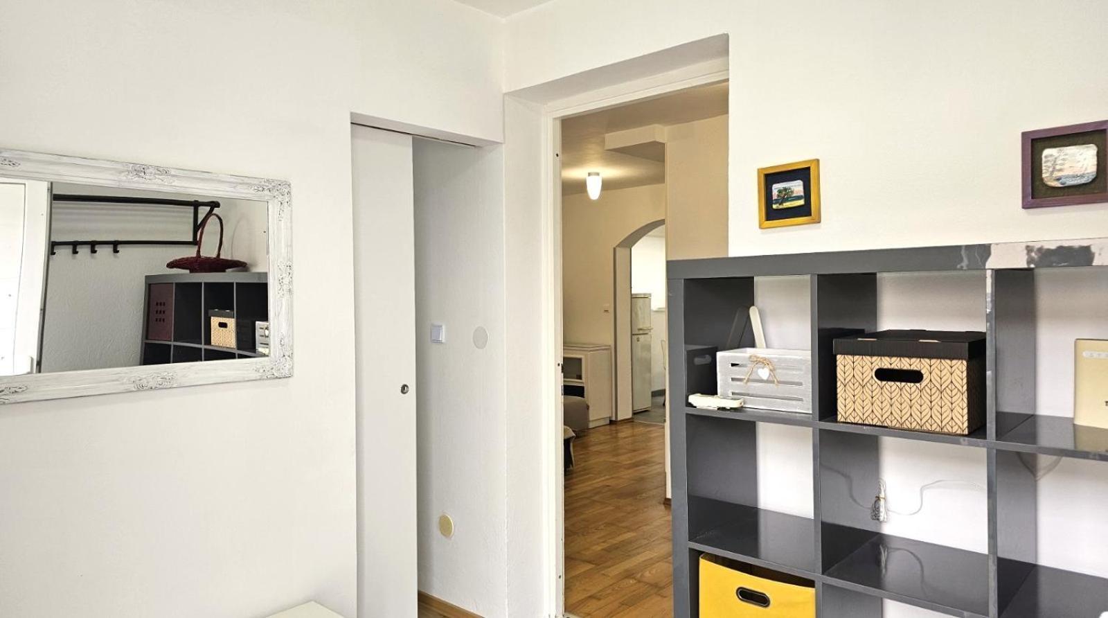 Apartment With Garden In บาร์บารีกา ภายนอก รูปภาพ